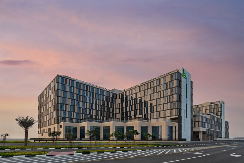 HOLIDAY INN AL MAKTOUM - 2