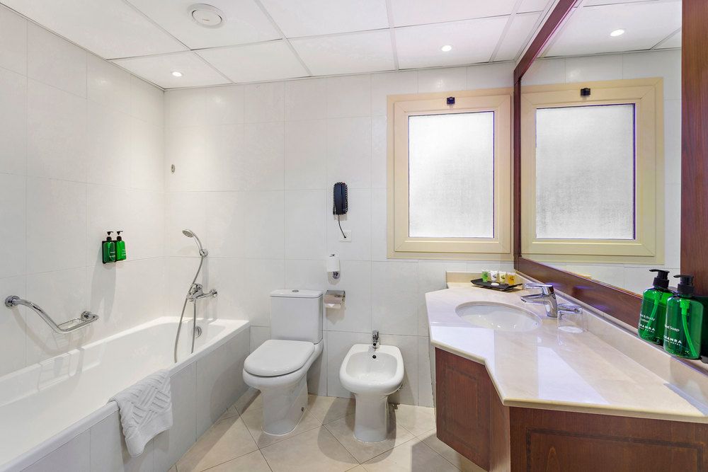 AL HAMRA VILLAGE - 52