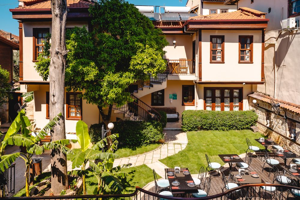 Mediterra Art Hotel - 1