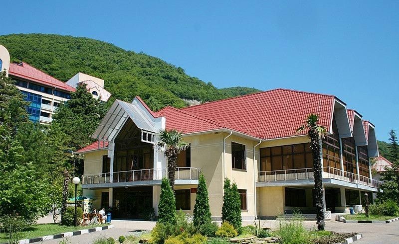 ЯНТАРЬ, санаторий - 1