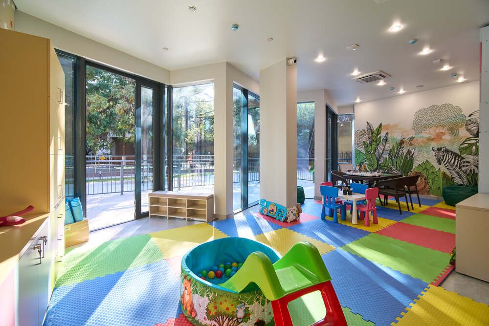 MIRROR FAMILY, апарт-отель - 19