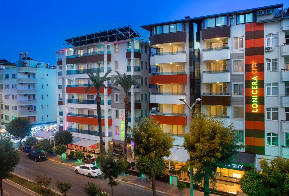 Lonicera City Kleopatra Hotel - 1