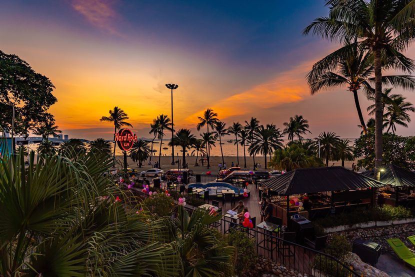 HARD ROCK HOTEL - 3