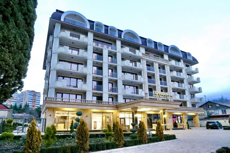ГРАНД ОТЕЛЬ ПРИБОЙ, гостиница - 1