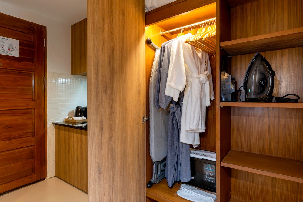 SUNWING  KAMALA BEACH - 101