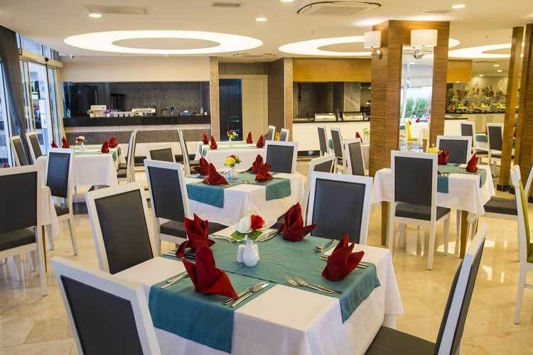 Palm World Side Resort & Spa - 28
