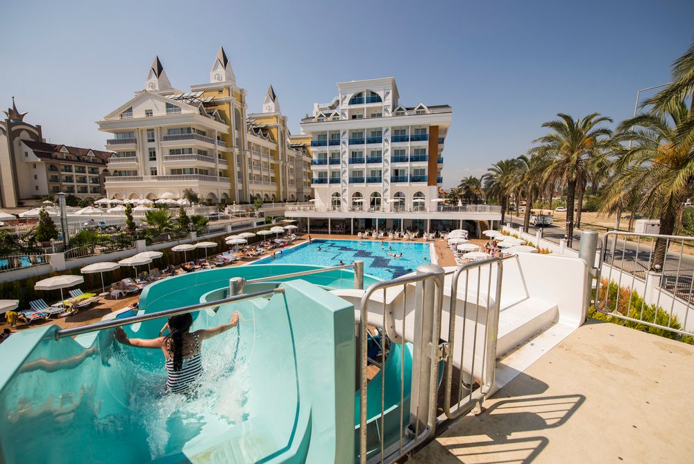 Palm World Side Resort & Spa - 12