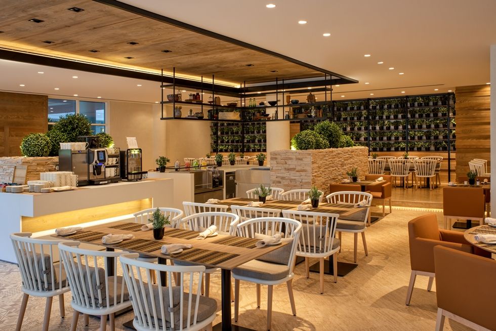 FUJAIRAH ROTANA RESORT - 8