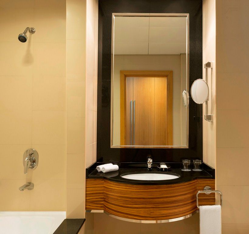 FOUR POINTS BY SHERATON BUR DUBAI - 39