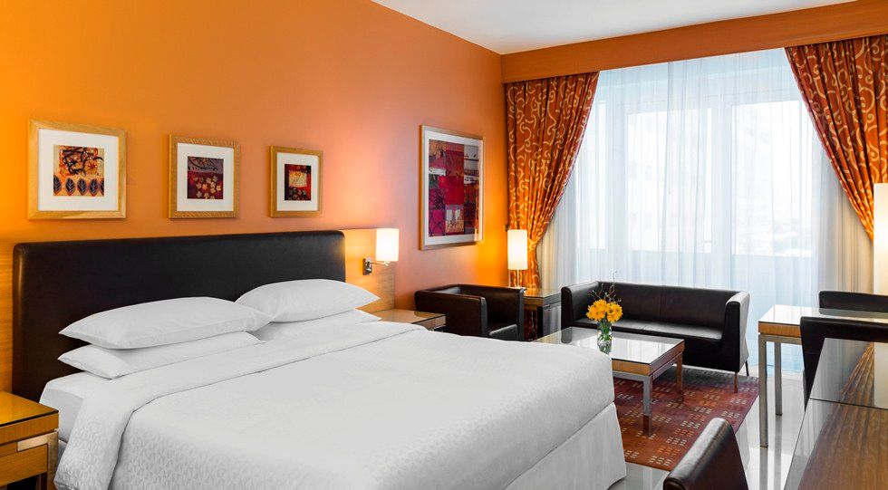 FOUR POINTS BY SHERATON BUR DUBAI - 32