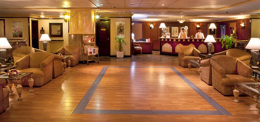 LANDMARK PLAZA HOTEL - 2