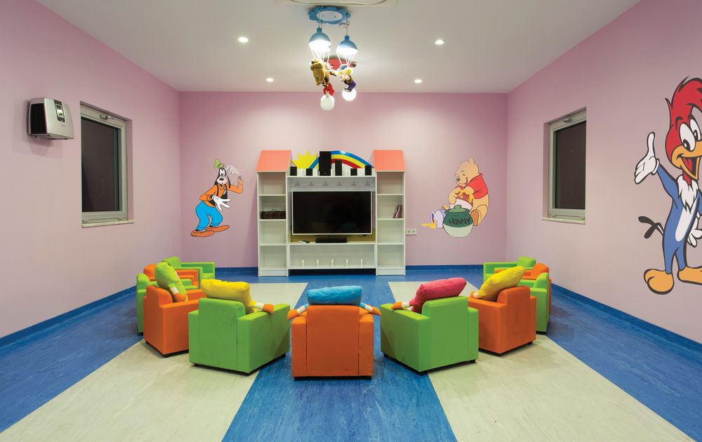 Water Side Resort & Spa - 79