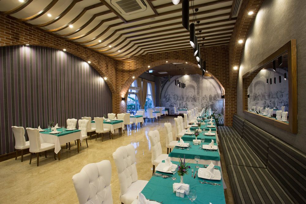 Water Side Resort & Spa - 26