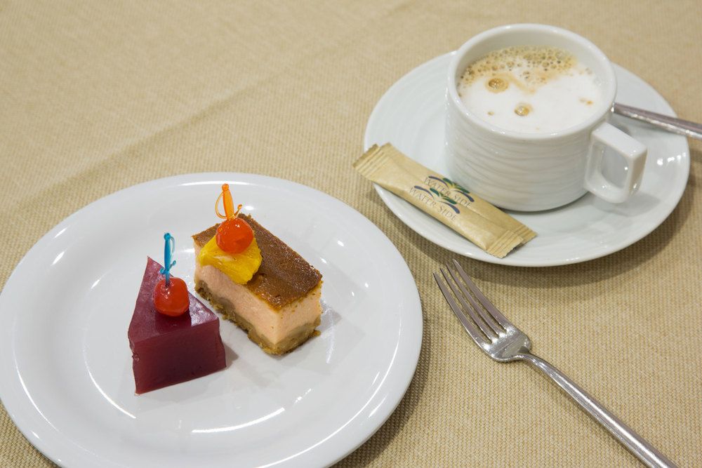 Water Side Resort & Spa - 37