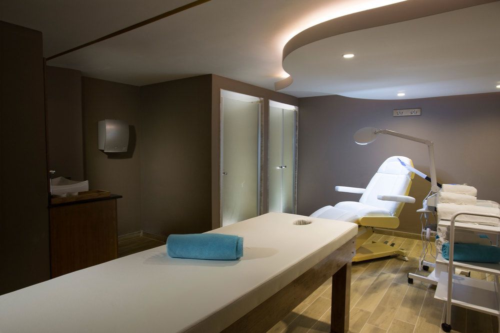 Water Side Resort & Spa - 70