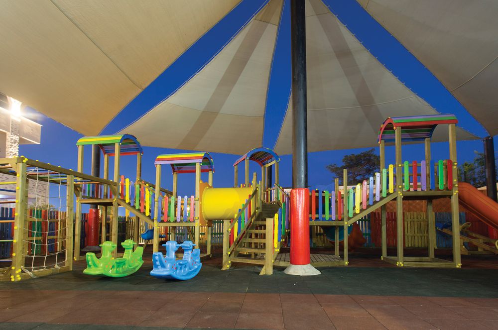 Water Side Resort & Spa - 77