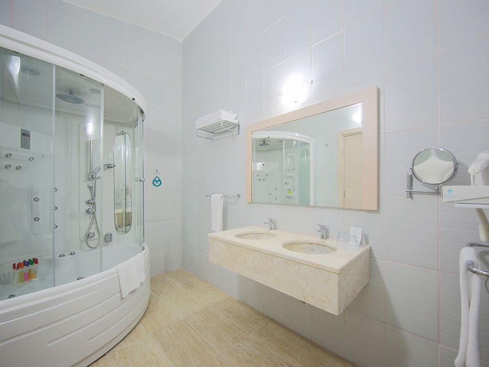 Daima Biz Hotel - 83