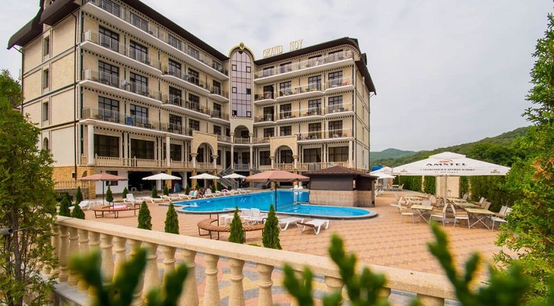 ГРАНД НОЙ, отель - 1