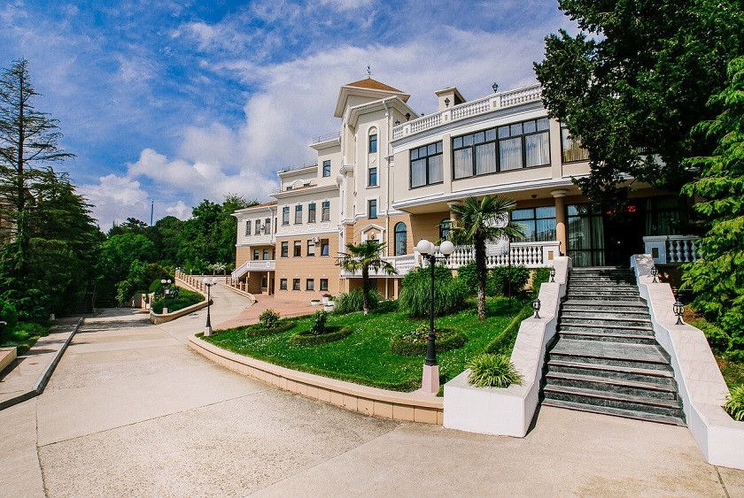 AZIMUT ЗДОРОВЬЕ ЗЕЛЕНЫЙ ГАЙ, санаторий (лечение детей с 4 лет) - 1