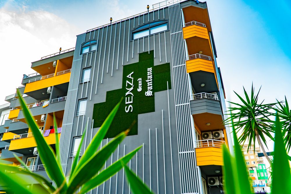 Senza Grand Santana - 1