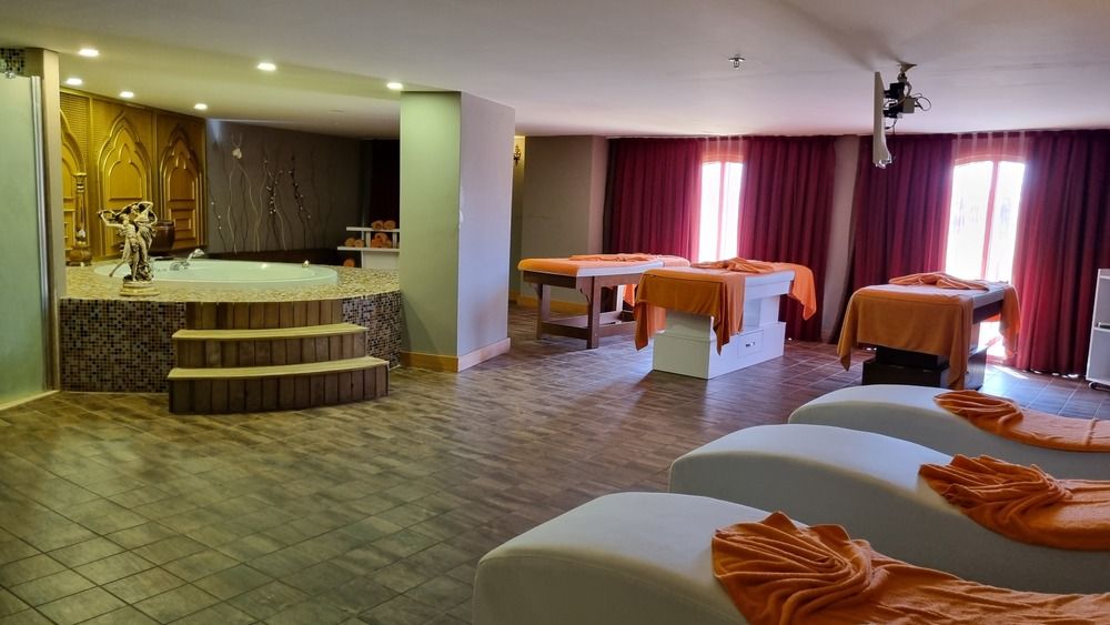 Jadore Deluxe Hotel SPA - 48