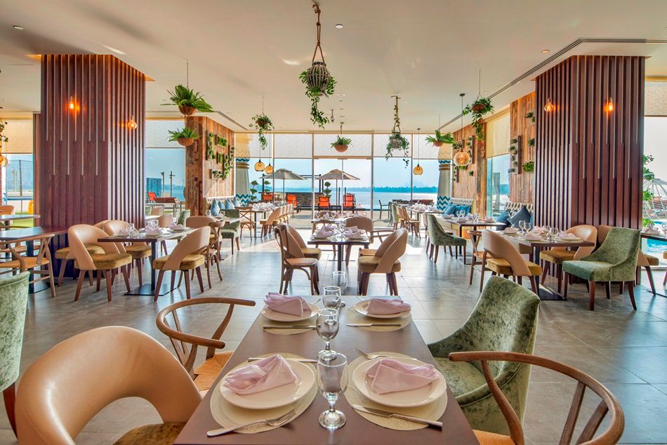 ROYAL CENTRAL - THE PALM - 6