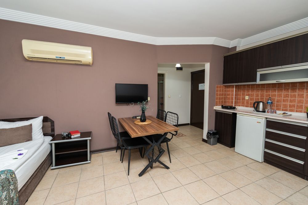 City Inn Family Apart Hotel - 34