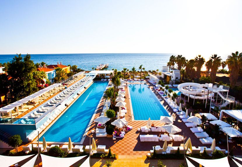 Q Premium Resort - 4