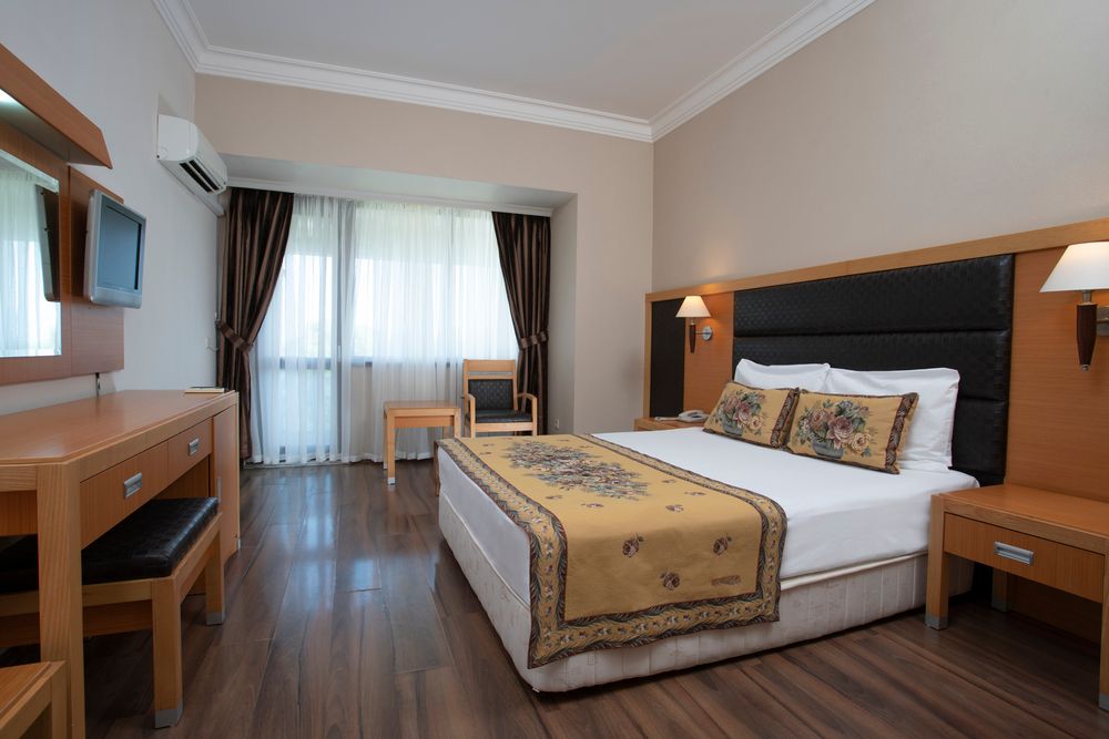 Perre La Mer Hotel - 59