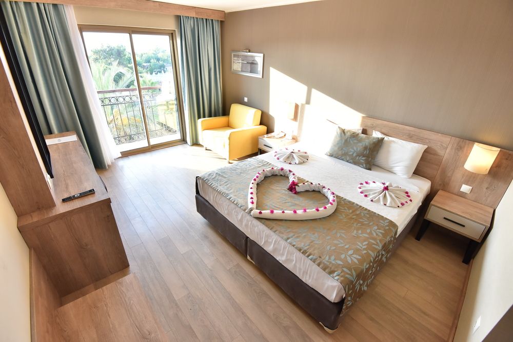 Lucida Beach Hotel - 43