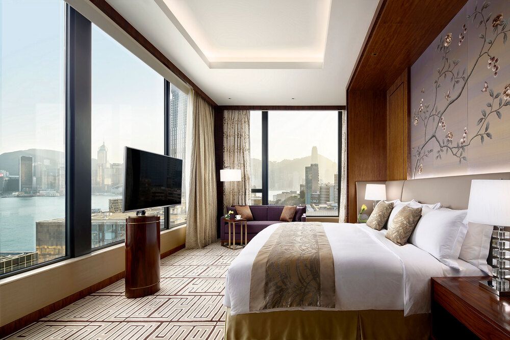 THE ROYAL GARDEN HOTEL - 43