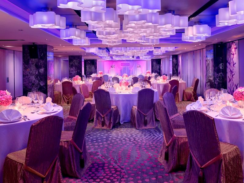 THE ROYAL GARDEN HOTEL - 27