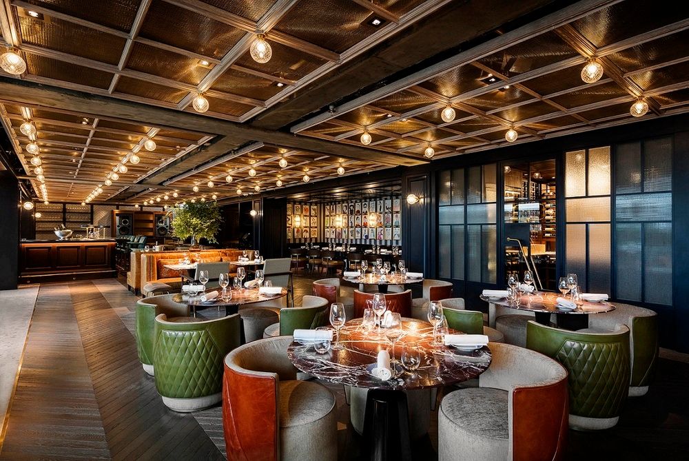 THE ROYAL GARDEN HOTEL - 16