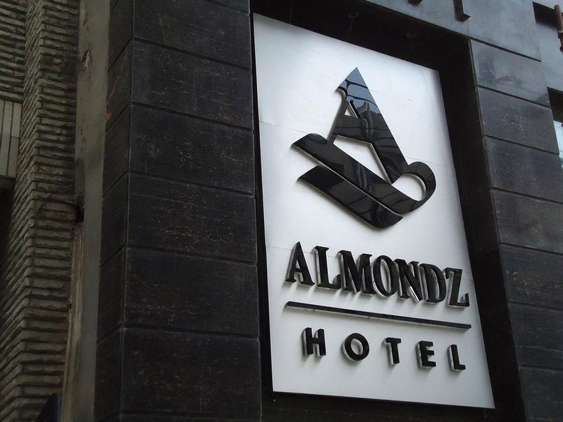 ALMONDZ - 2