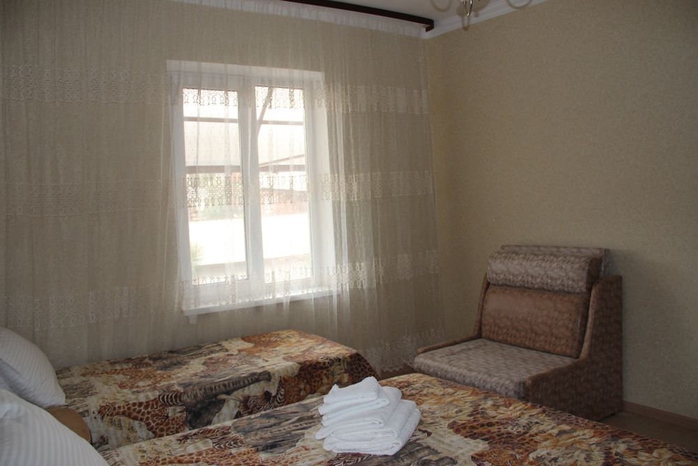 У АДАМА, гостевой дом - 19