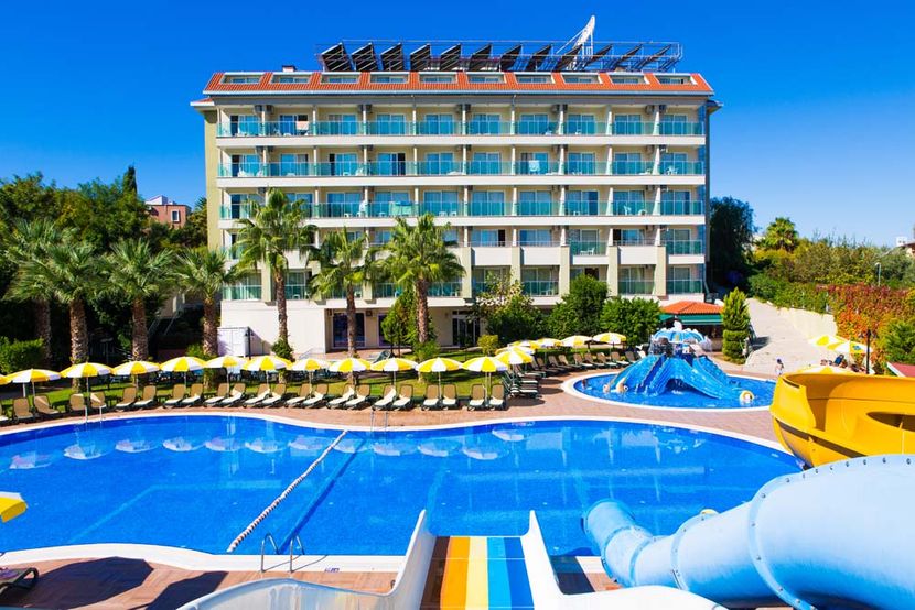 Gardenia Beach Hotel - 3