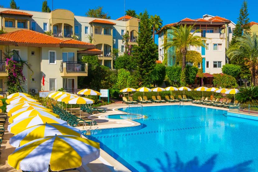 Gardenia Beach Hotel - 2