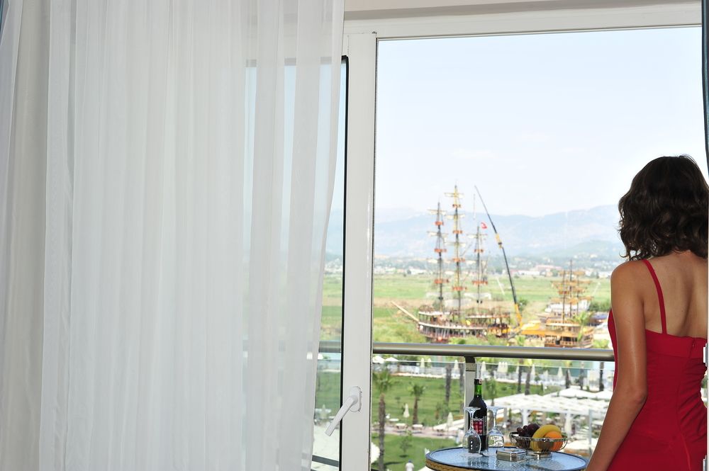 Lake & River Side - 254