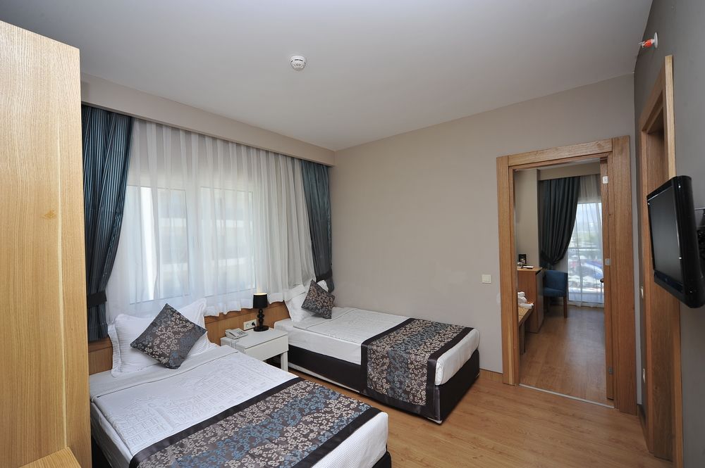 Lake & River Side - 244