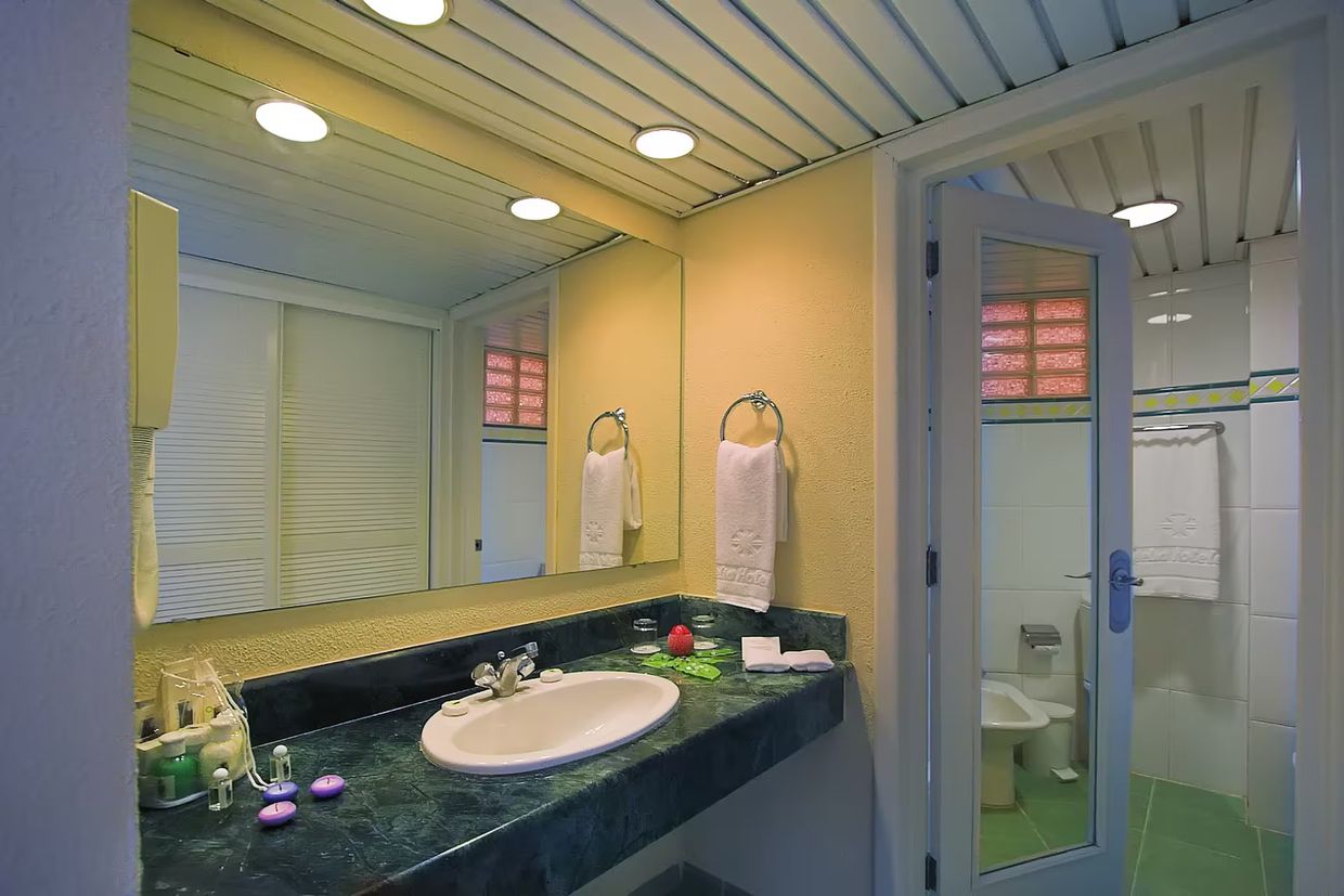 MELIA LAS ANTILLAS (only adults 16+) - 10