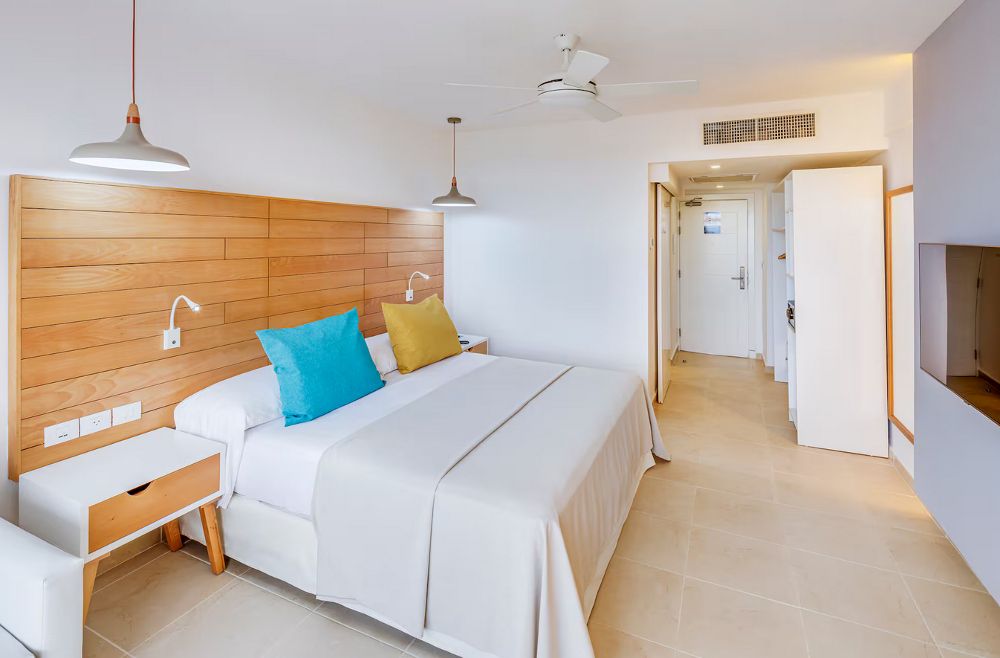 SOL CARIBE BEACH (ex. SOL SIRENAS CORAL) - 77