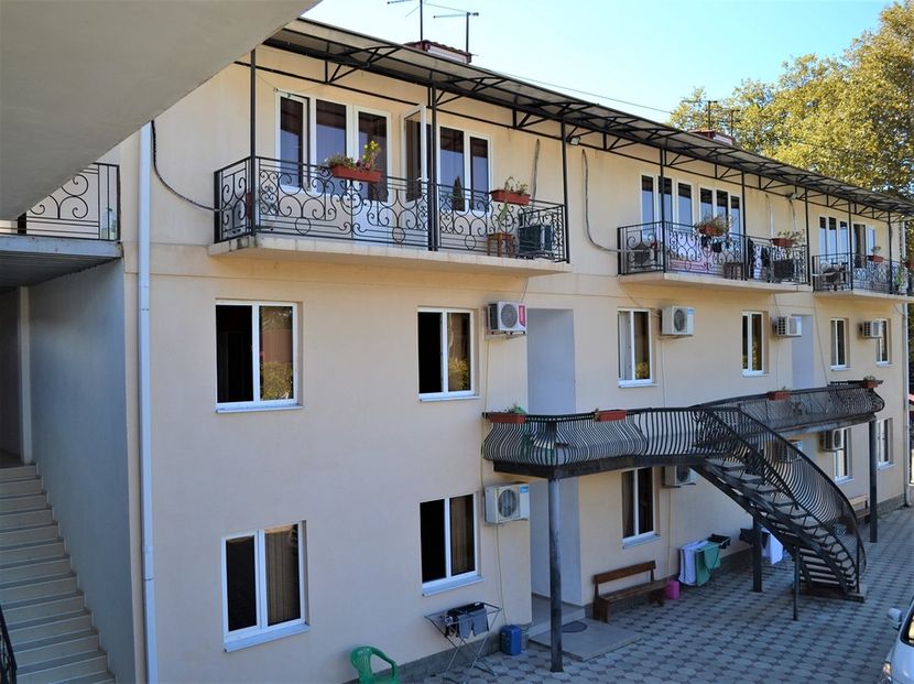 ЛОЗА, гостевой дом эконом - 1