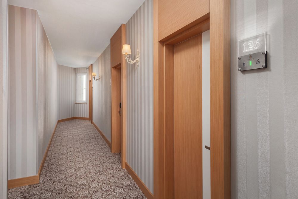 Golden Orange Hotel - 29