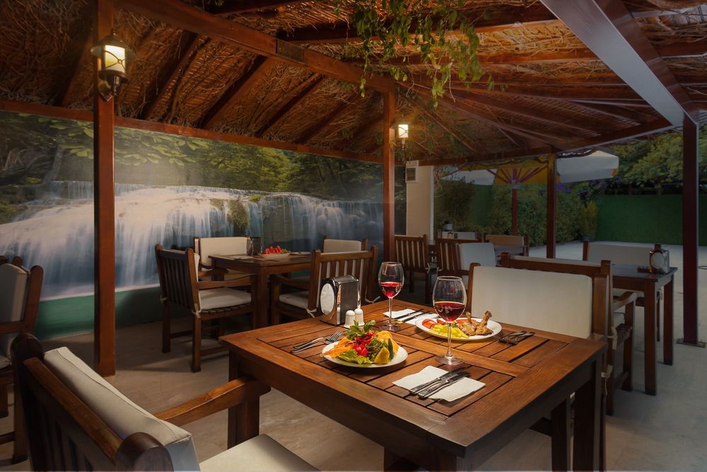 Golden Orange Hotel - 16