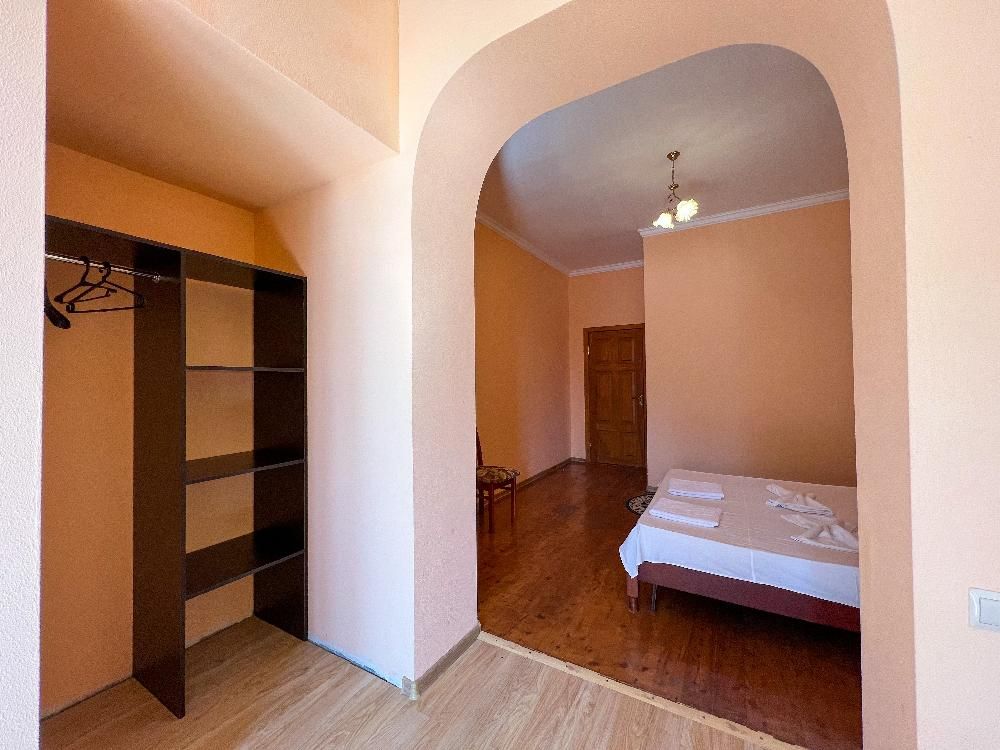 AURA CITY HOTEL (бывш. ELIZA (ЭЛИЗА)), отель эконом - 71