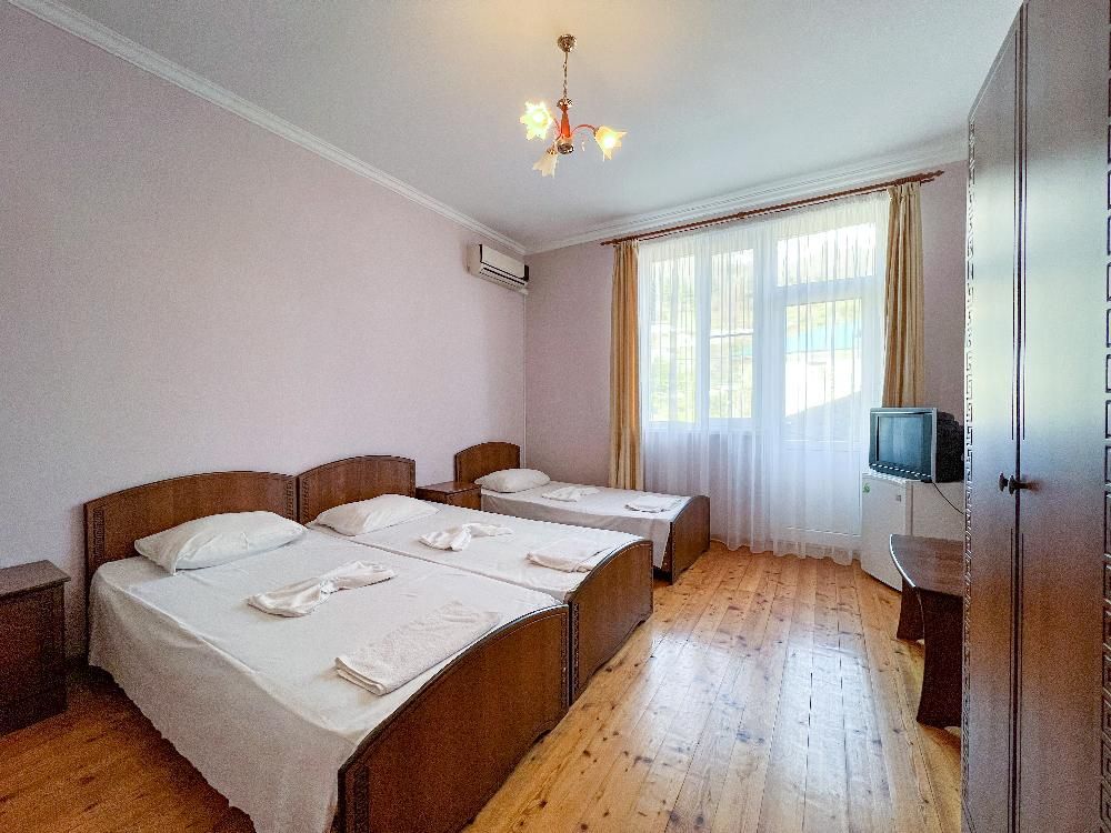 AURA CITY HOTEL (бывш. ELIZA (ЭЛИЗА)), отель эконом - 67