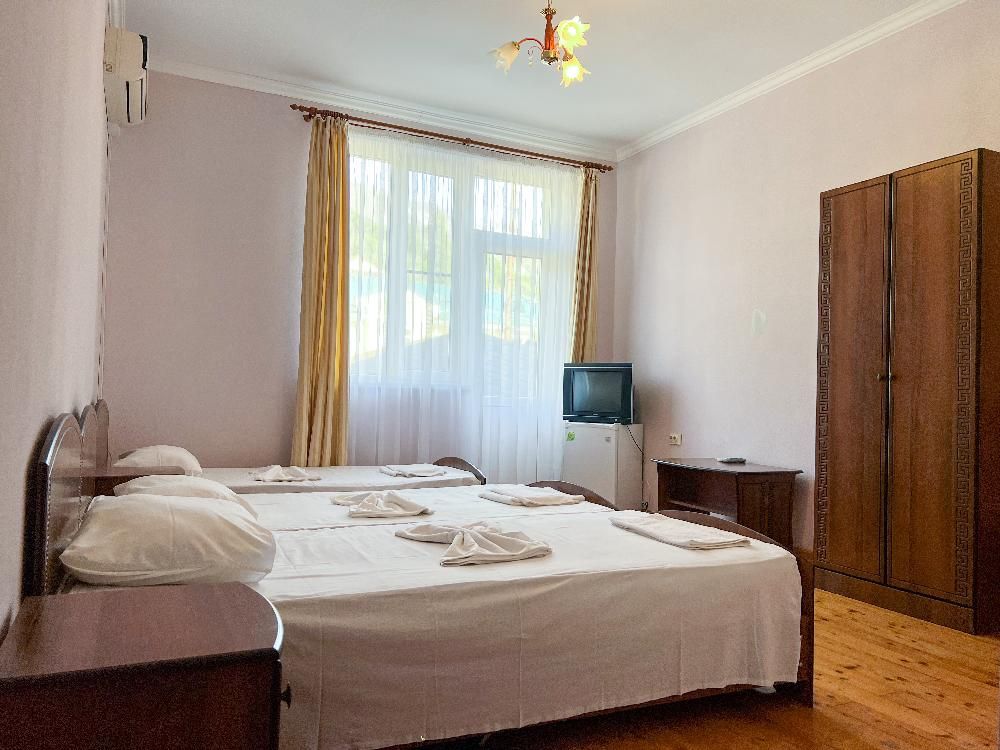 AURA CITY HOTEL (бывш. ELIZA (ЭЛИЗА)), отель эконом - 66