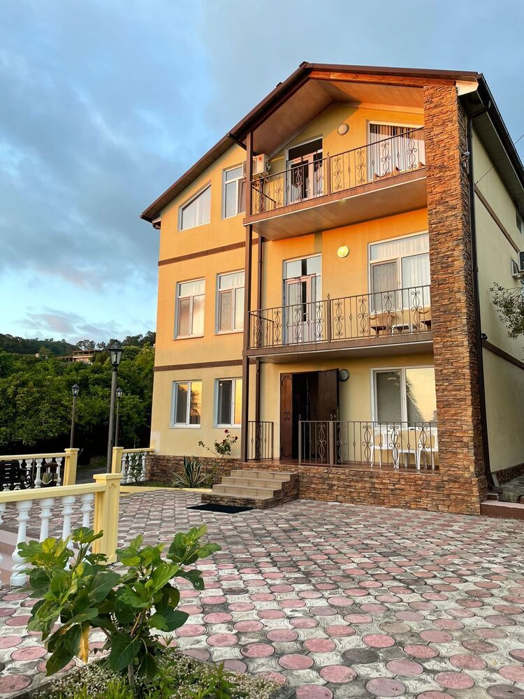 КРИСТАЛЛ, гостевой дом эконом (размещение детей с 2 лет) - 1