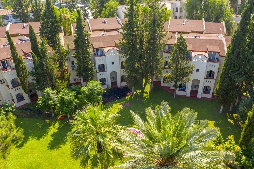 Queens Park Goynuk - 13