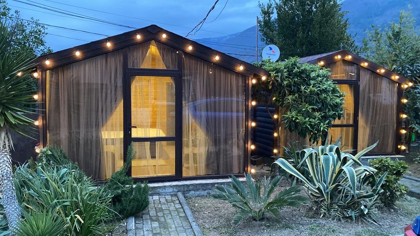 КОТТЕДЖИ В ГАГРЕ, гостиничный комплекс эконом - 6